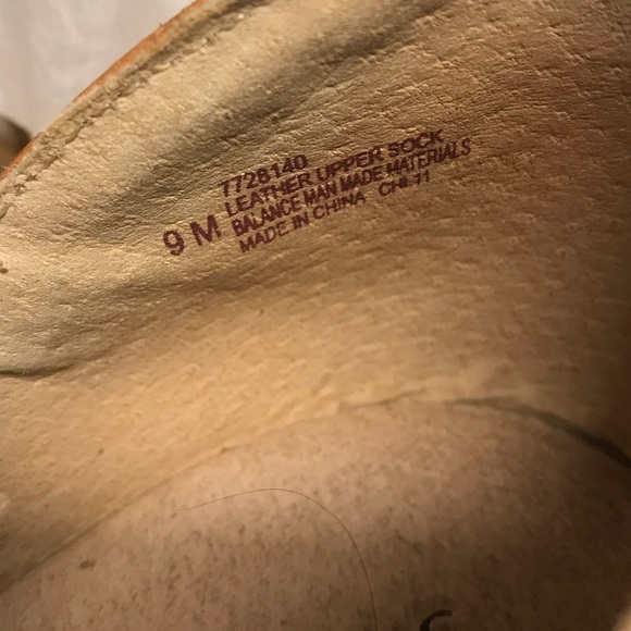 Soft Spots Women’s Shoes - Picture 3 of 3